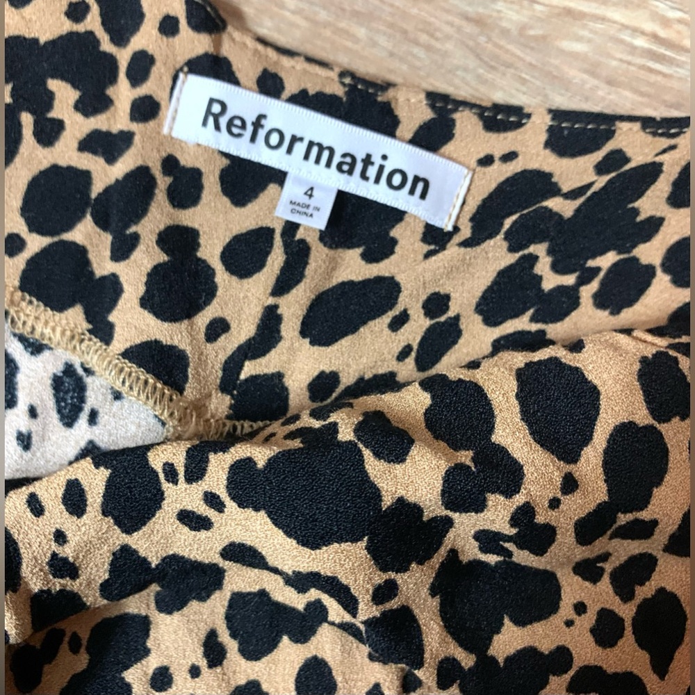 reformation • crimini dress in blitz spotted animal leopard print 4 - Picture 5 of 7